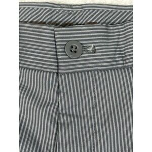 Nike Golf Shorts‎ Men's 30 Chino Grey Striped Performance Standard Fit